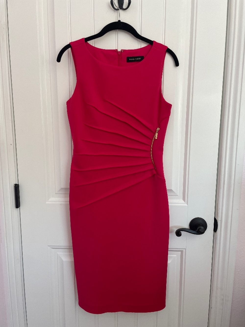 Ivanka Trump Hot Pink Sleeveless Sheath Dress Size 2